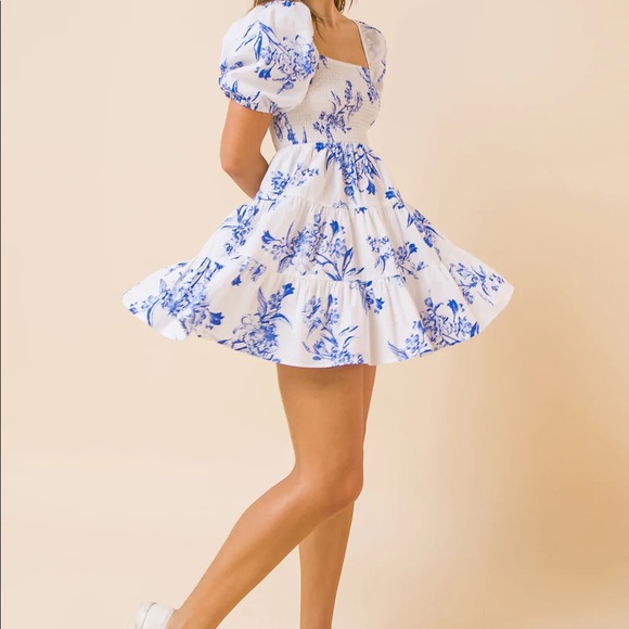 Flying Tomato Dresses & Skirts - Flying Tomato blue and white babydoll dress NWT